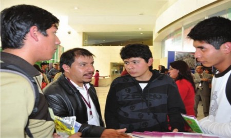 Da a conocer IPN su oferta educativa en el nivel medio superior