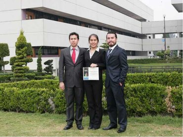 PREMIAN A ESTUDIANTES DEL IPN POR SISTEMA QUE DETECTA PARKINSON