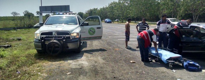 PERSONAL DE ÃNGELES VERDES ASISTE EN PARTO A MUJER