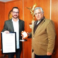 ENTREGA TORRUCO EL POCHTECA DE PLATA 2014 AL CRONISTA URBANO JORGE PEDRO URIBE