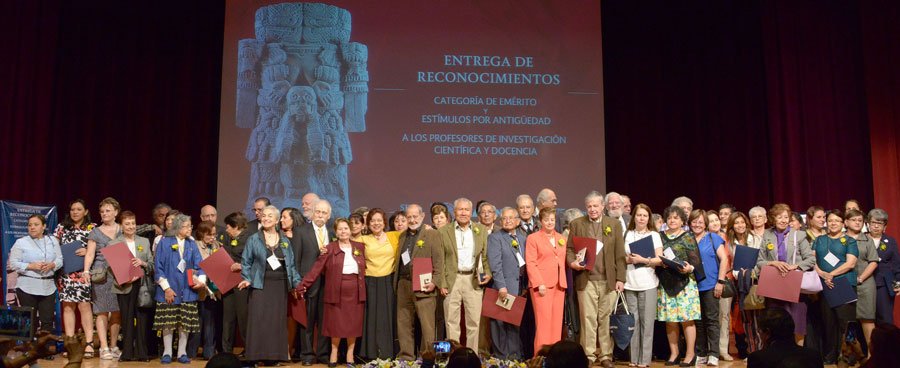 RECONOCEN LABOR DE INVESTIGADORES Y DOCENTES DEL INAH