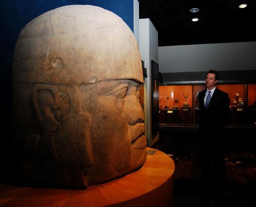 ALCALDE DE EU, EN TEOTIHUACAN