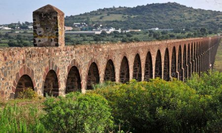 REVELAN HISTORIA DE LA EDIFICACIÃ“N DEL ACUEDUCTO DEL PADRE TEMBLEQUE
