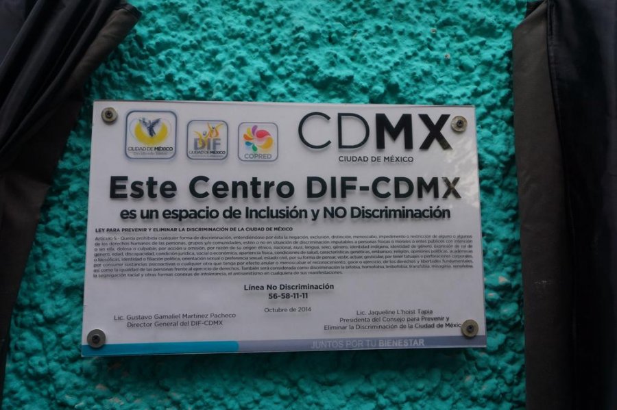 Coloca DIF CDMX en sus 67 Centros placas para favorecer trato igualitario y eliminar la discriminaciÃ³n