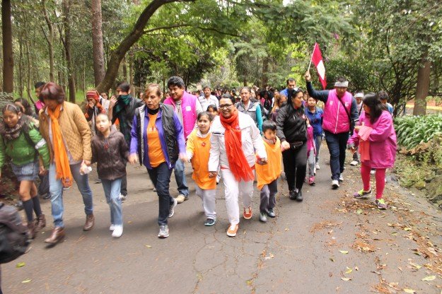 Realiza Sedeso caminata por una vida libre y sin violencia hacia niñas y niños