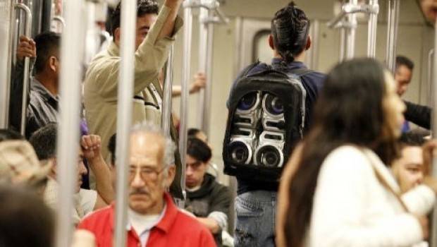 INCUMPLEN PROMESAS SOBRE PERMANENCIA DE VAGONEROS EN EL METRO