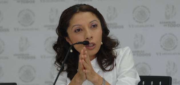 SOLICITA PRD 800 MDP DE FONDOS FEDERALES PARA MANTENIMIENTO DE ESCUELAS DEL DF EN 2015