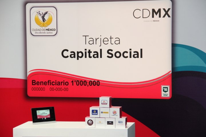 Suma CDMX un millÃ³n 480 mil usuarios de Tarjetas Capital Social en 2014