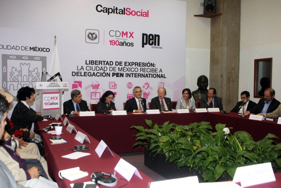 Propone Jefe de Gobierno proteger a periodistas en marchas