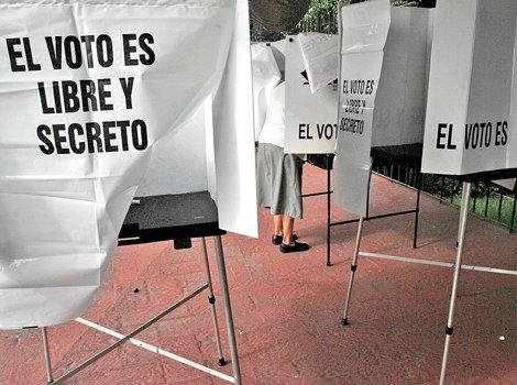 Garantiza Jefe de Gobierno vigilancia durante proceso electoral 2015