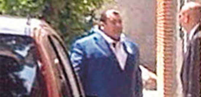 Captan a Ricardo Monreal y Gutiérrez de la Torre llegando sede Sindical