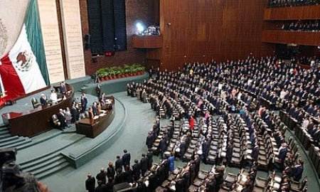 LAMENTABLE QUE CÃMARA DE DIPUTADOS FRENE LA REFORMA POLÃTICA DEL DISTRITO FEDERAL