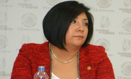 POSICIONAMIENTO DE LA DIPUTADA KARLA VALERIA GÃ“MEZ BLANCAS DEL PRI