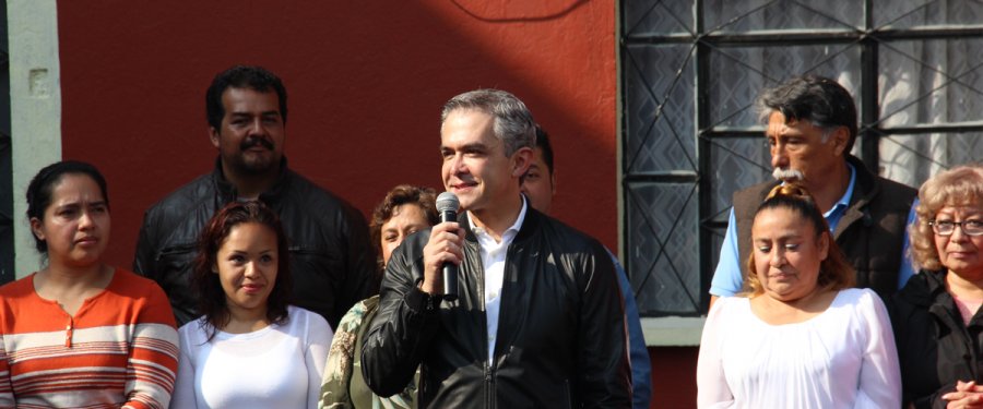 Acude Mancera a Tepito a supervisar el programa de mejoramiento barrial
