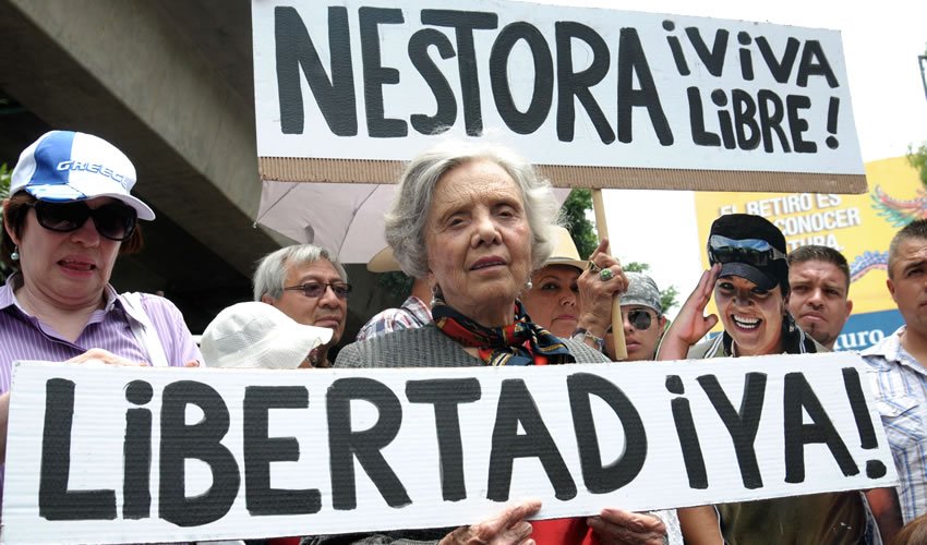 MARCHA POR LIBERACIÓN DE NESTORA SALGADO