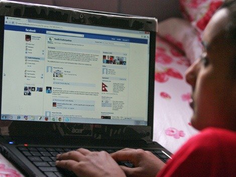 Se exhorta en la Asamblea Legislativa a tener cuidado en redes sociales con hijos