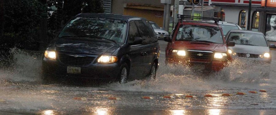 Se pronostican lluvias muy fuertes por la tarde y noche en la CDMX