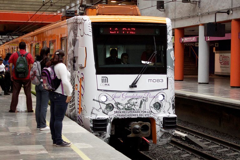Rehabilitan tren del Metro con el nombre de José Guadalupe Posada.
