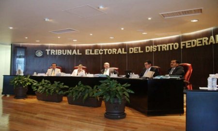 SANCIONA EL TEDF A MORENA Y A CLARA BRUGADA, POR ACTOS ANTICIPADOS DE CAMPAÃ‘A