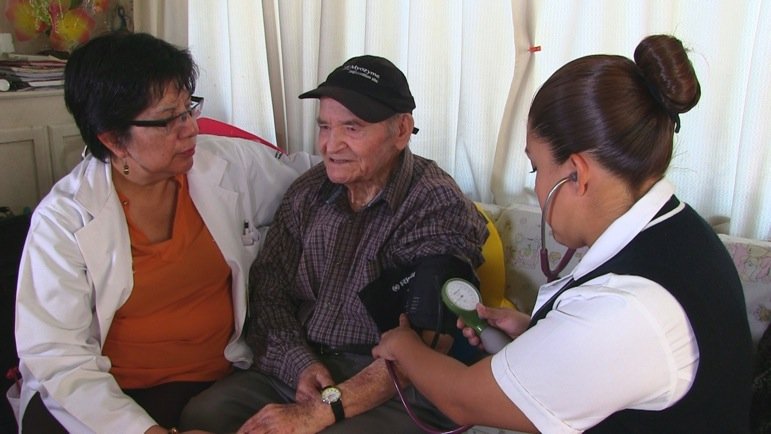 EL MÉDICO EN TU CASA YA ES LEY