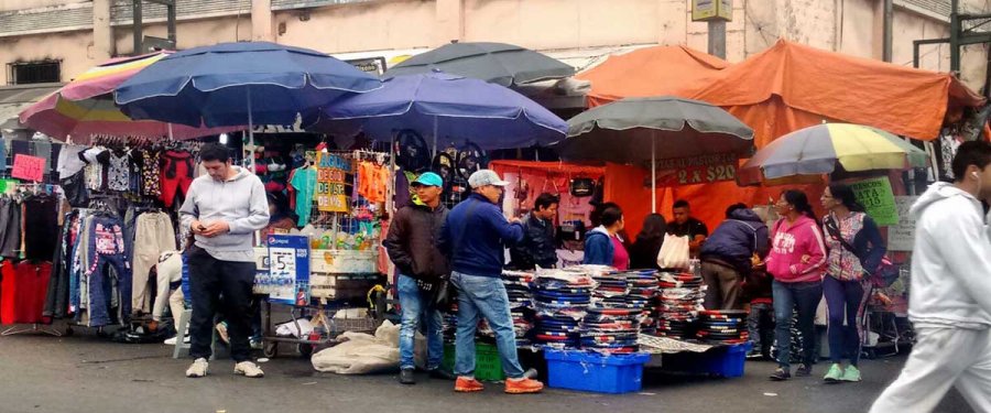 RETIRO DE COMERCIO EN VÍA PÚBLICA DE EJE 1 NORTE