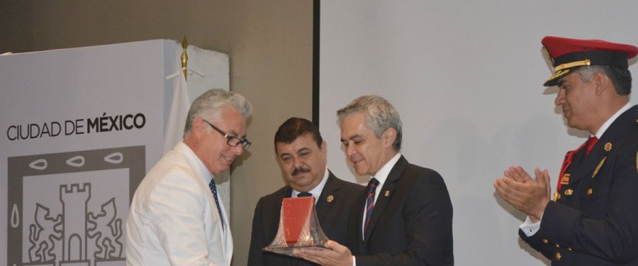 Reconoce Mancera profesionalismo de la PolicÃ­a Bancaria e Industrial