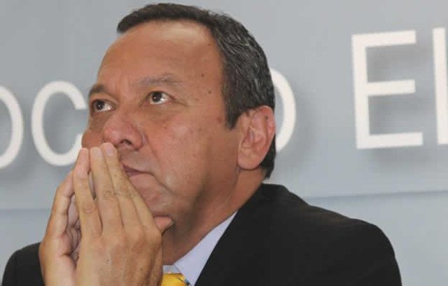LLAMA JESÚS ZAMBRANO A COMISIONES A ATENDER A LA BREVEDAD SUS DICTÁMENES PENDIENTES