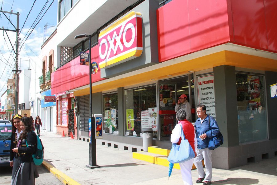 AHORA YA PUEDES PAGAR TUS IMPUESTOS EN LAS TIENDAS OXXO