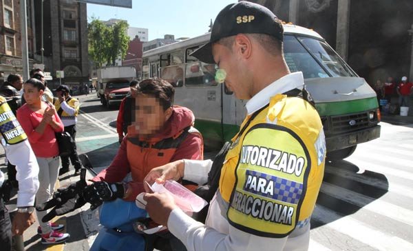 Piden senadores del PRI capacitación para agentes de tránsito que aplican nuevo reglamento
