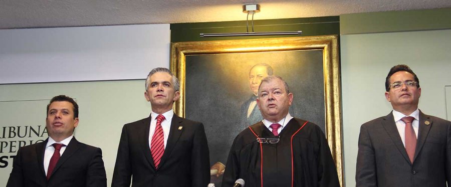 Asiste Jefe De Gobierno al Octavo Informe de Labores del Presidente del TSJDF