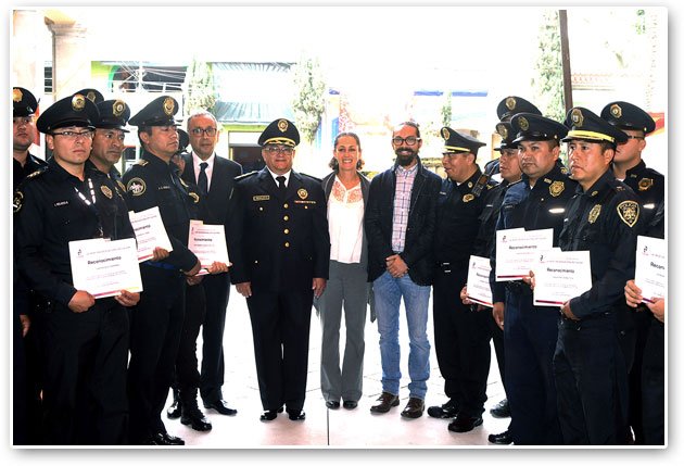 Rinden Homenaje a Policías destacados de Tlalpan
