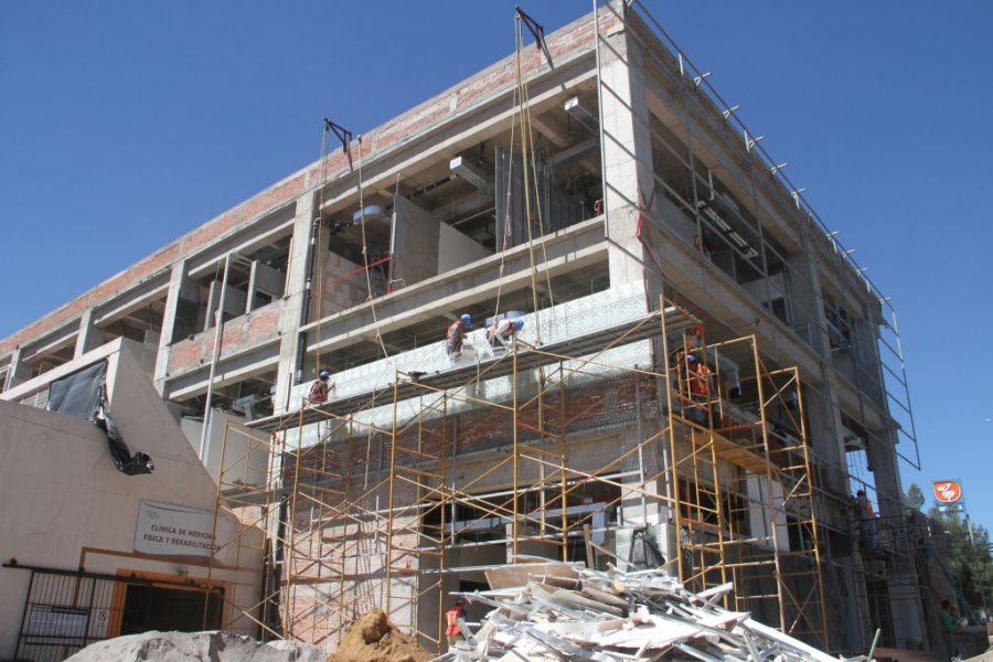 Construyen y equipan casa de máquinas del nuevo edificio del Hospital General de Iztapalapa