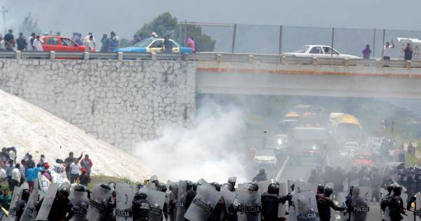 Piden senadores del PRD que PGR atraiga caso de Chalchiuapan, Puebla
