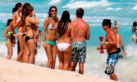 ALCANZA MÃ‰XICO RÃ‰CORD EN CAPTACIÃ“N DE DIVISAS VÃA TURISMO INTERNACIONAL DURANTE 2014