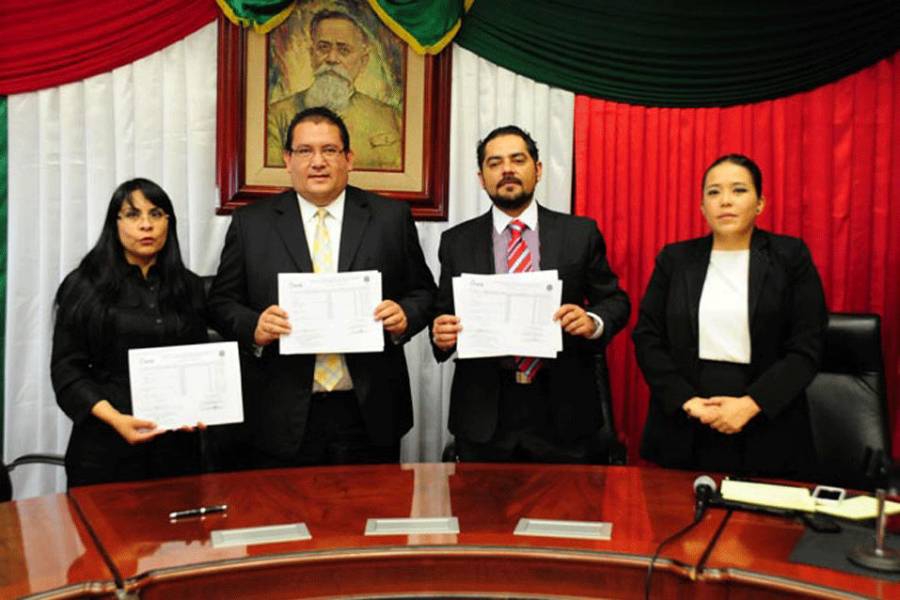 V. CARRANZA FIRMA CONVENIO CON IFE E IEDF PARA IMPULSAR CULTURA DEMOCRÁTICA