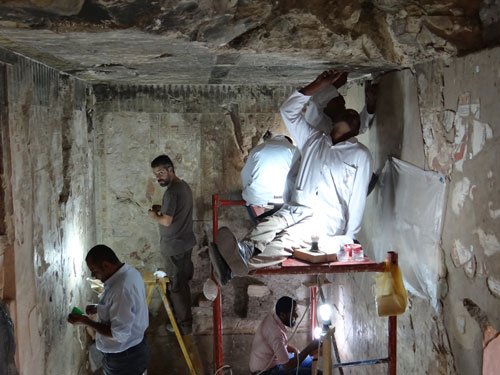 RESTAURADORES DEL INAH APORTAN CONOCIMIENTOS PARA RECONSTRUIR LA HISTORIA DE PUI-EM-RA