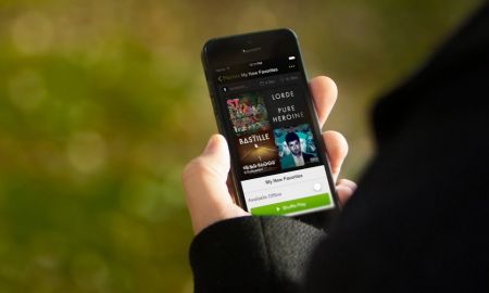 Spotify y Universal Music firman convenio   