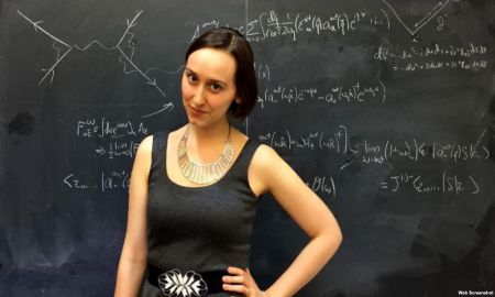 Califican a joven mujer como la nueva Einstein    